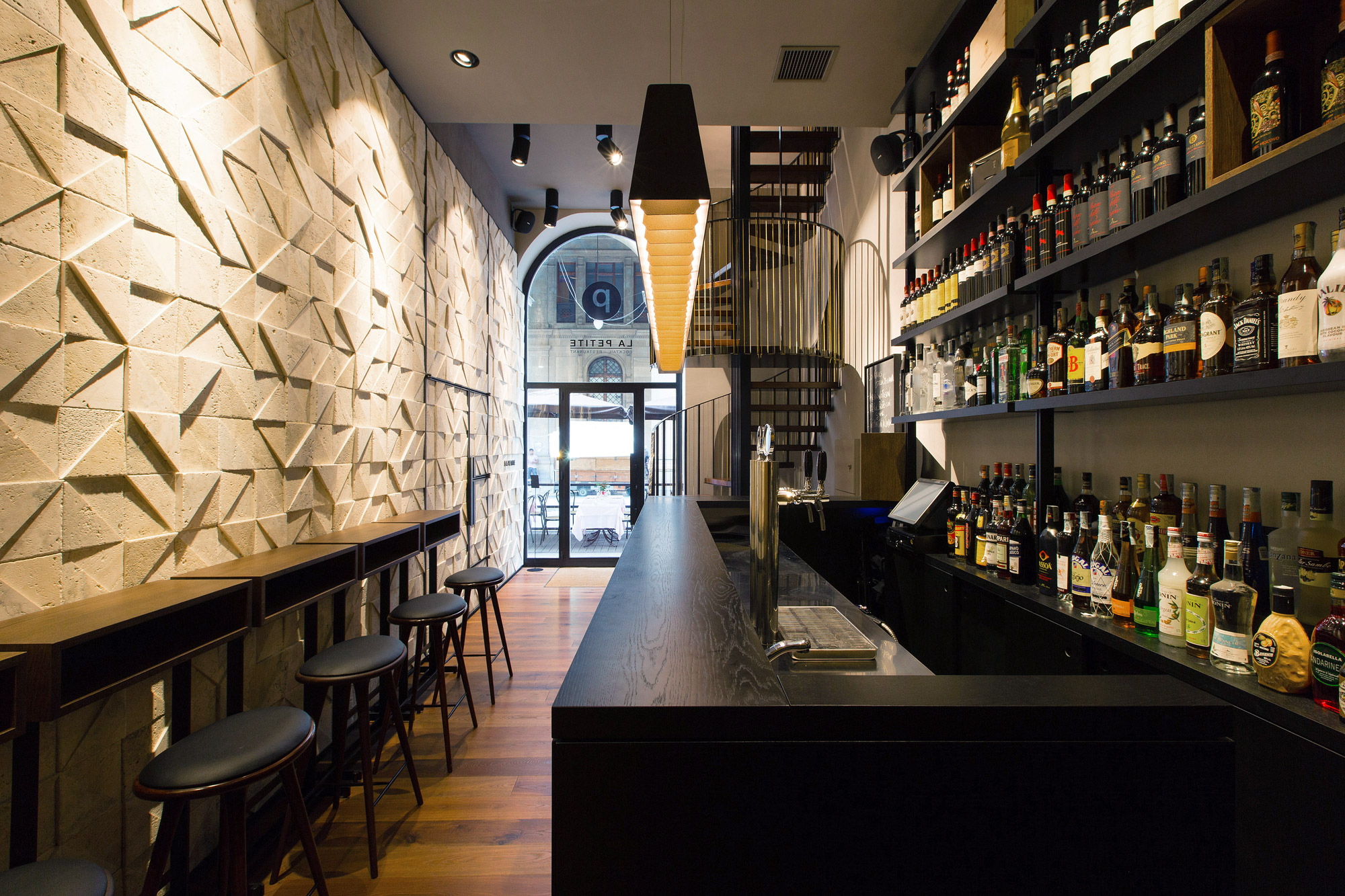 La Petite, Firenze, deferrari modesti, interni, bar ristorante