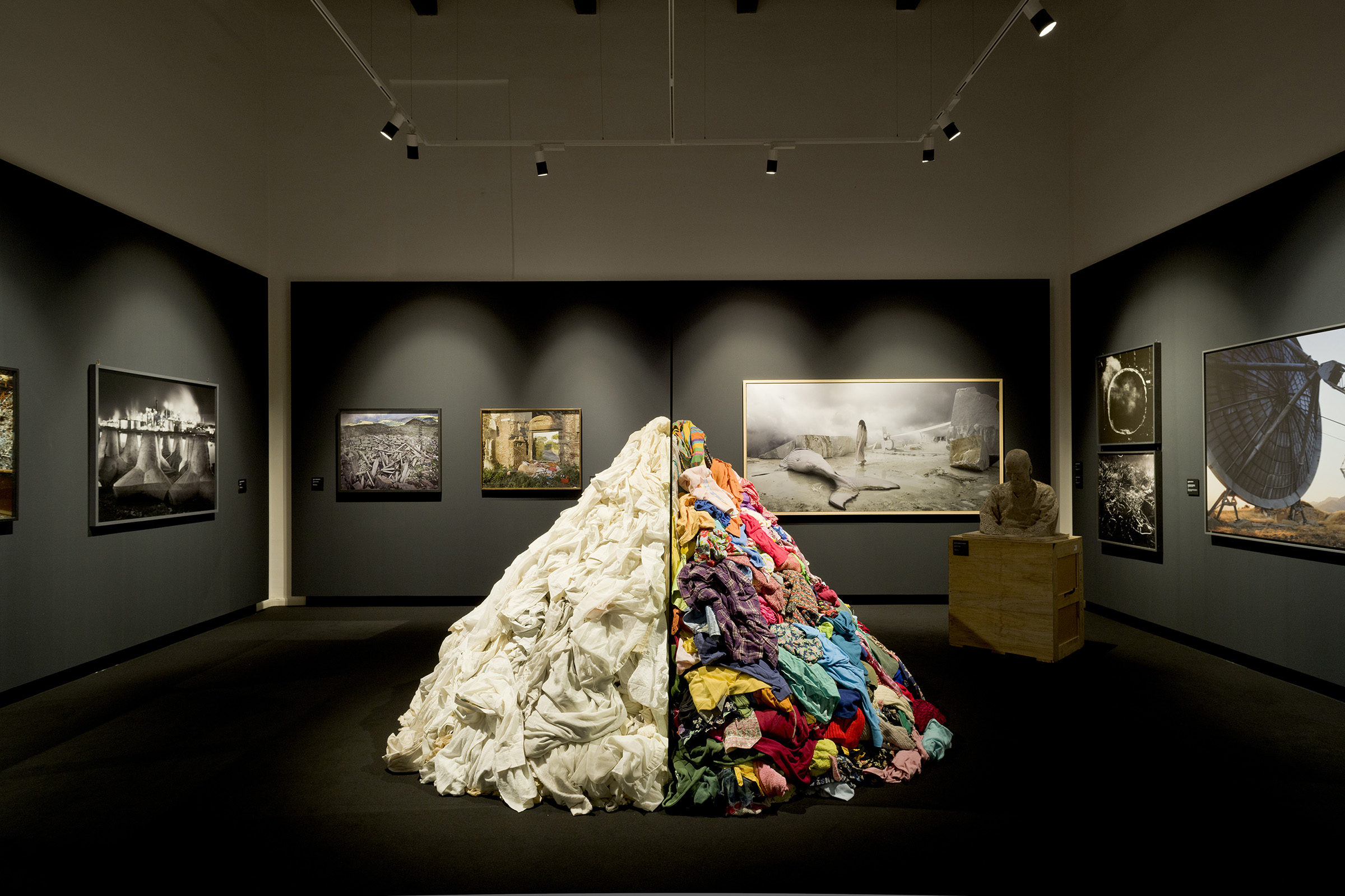 Palp, Arcadia e Apocalisse, Palazzo Pretorio Pontedera, Allestimento, Deferrari Modesti, Pistoletto, Basile, Botto