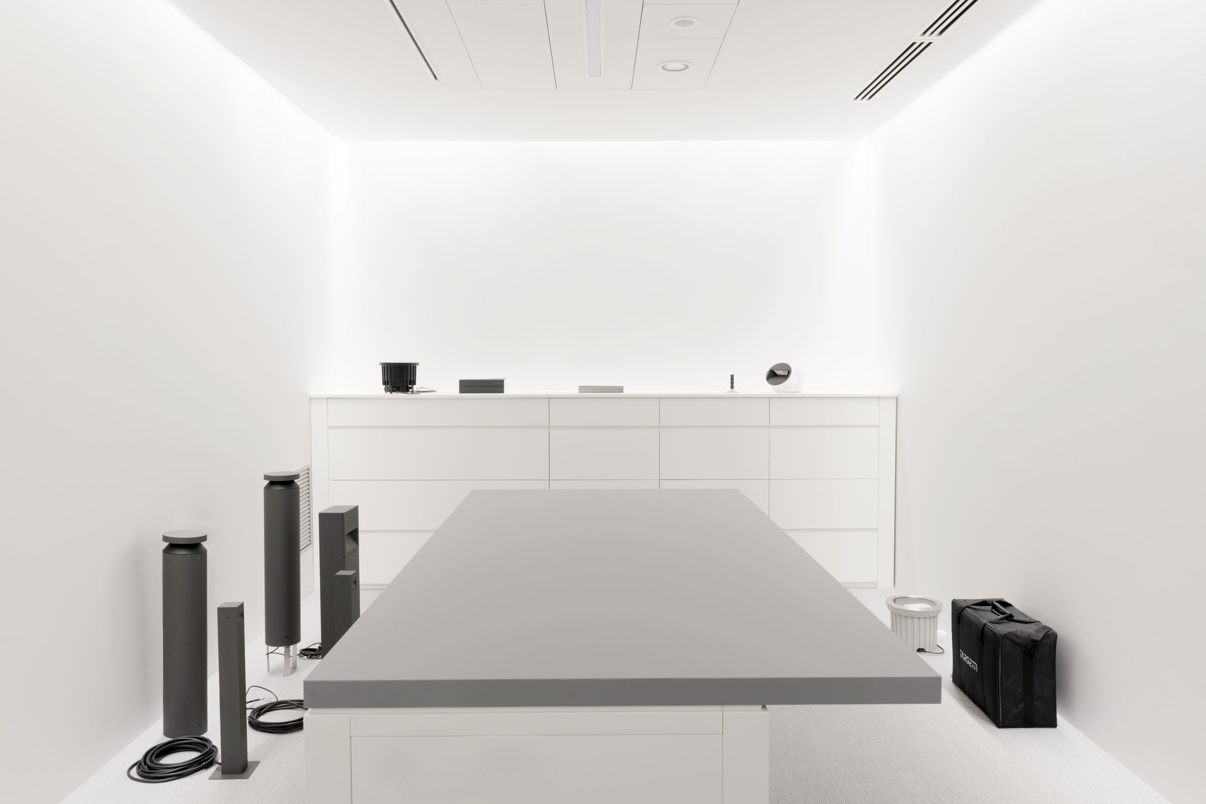 TH01, Targetti, HUB, Firenze, Florence, showroom, Allestimento, Interior Design Deferrari Modesti