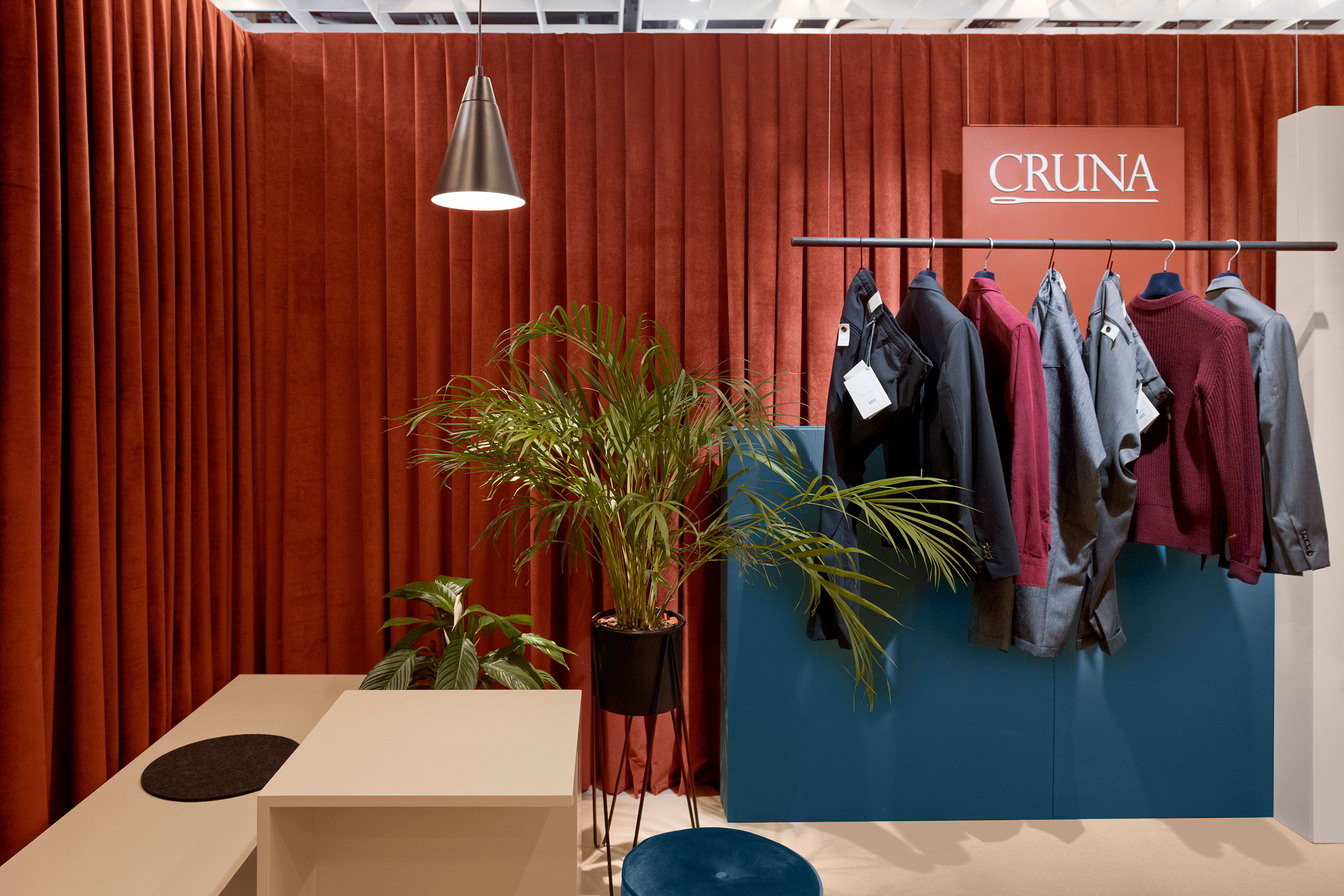 Cruna, Pitti Uomo 97, Fiera, Stand, Florence, Allestimento, Interior Design, Deferrari Modesti