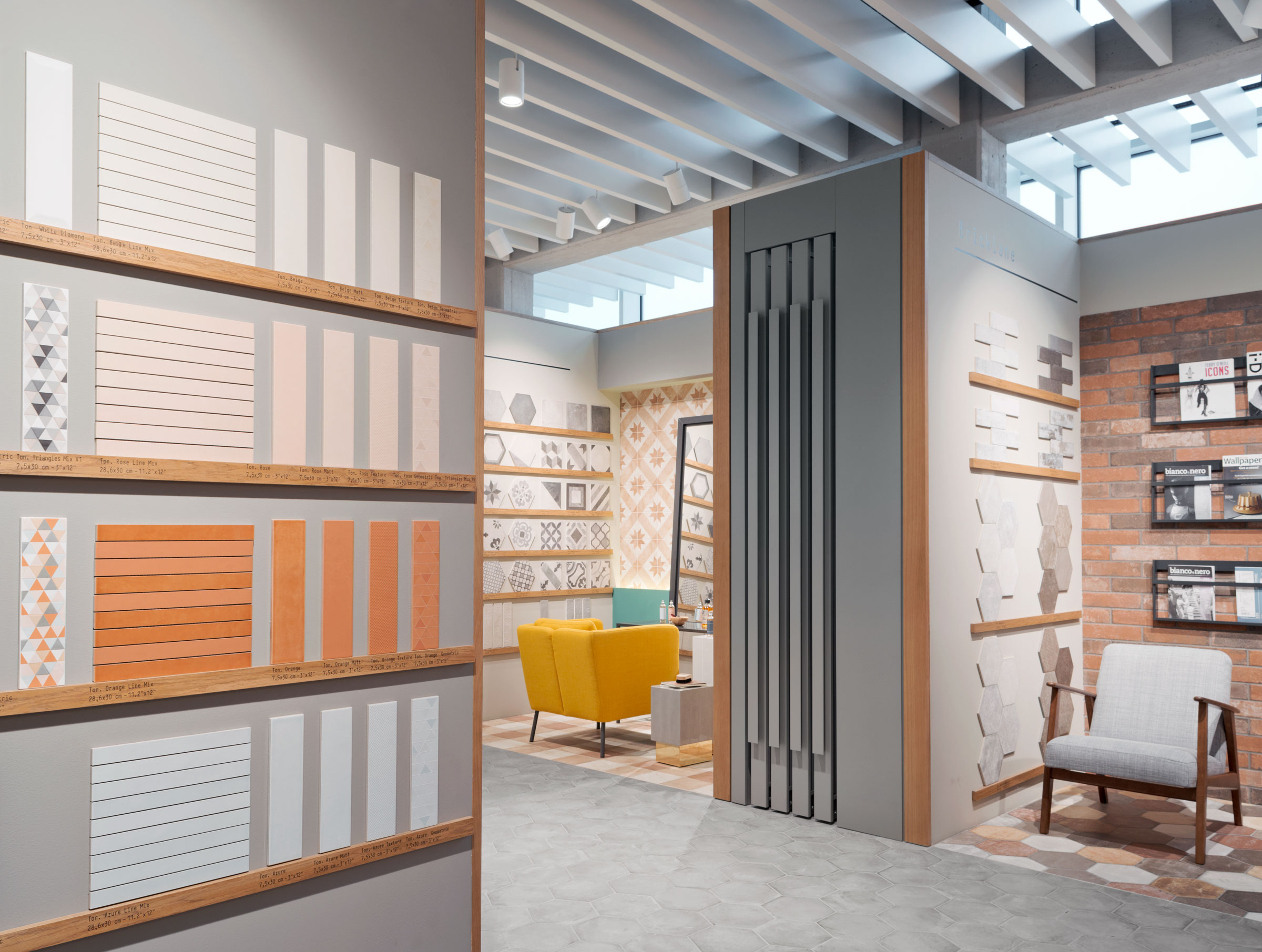 Marca Corona, showroom, sala mostra, interior design, sassuolo, firenze, deferrari modesti