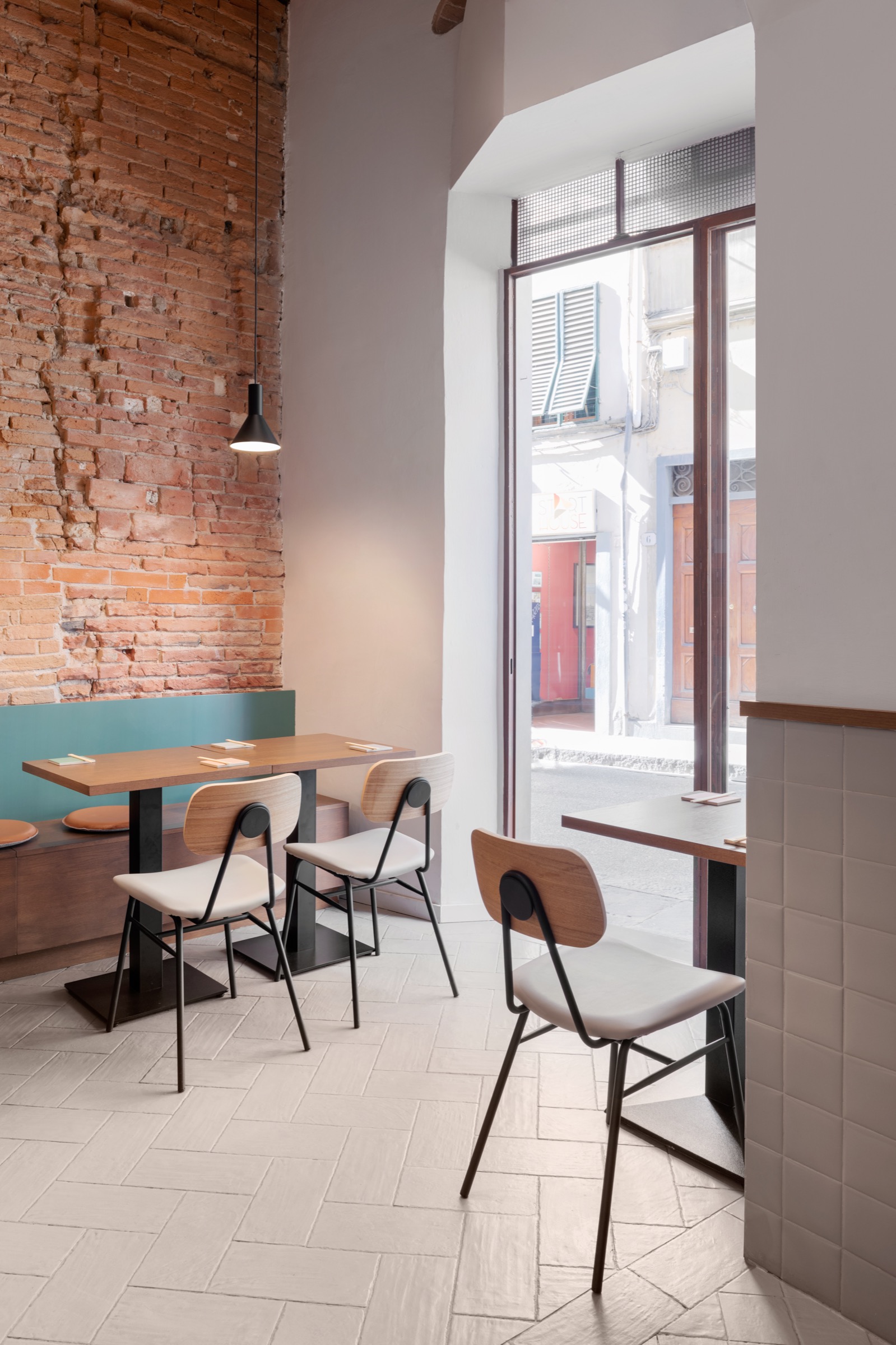 Poke by Miya, Firenze, Interior Design, Deferrari Modesti